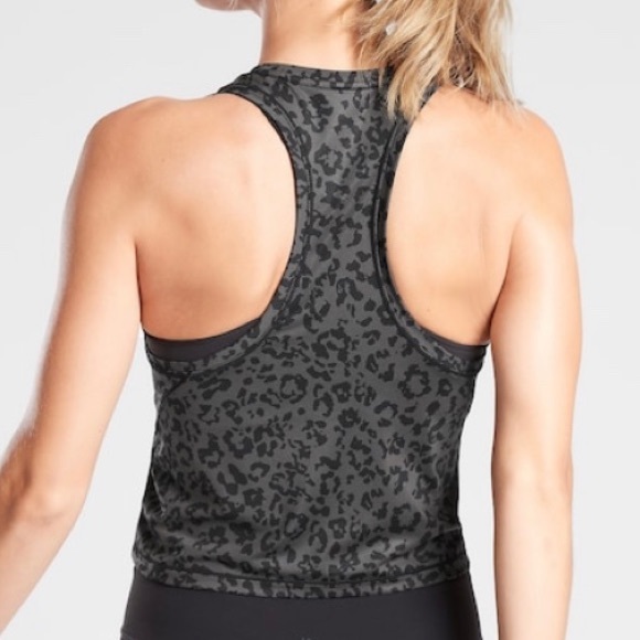SOLD - Athleta Shanti Crop Leopard Tank M - Picture 5 of 5